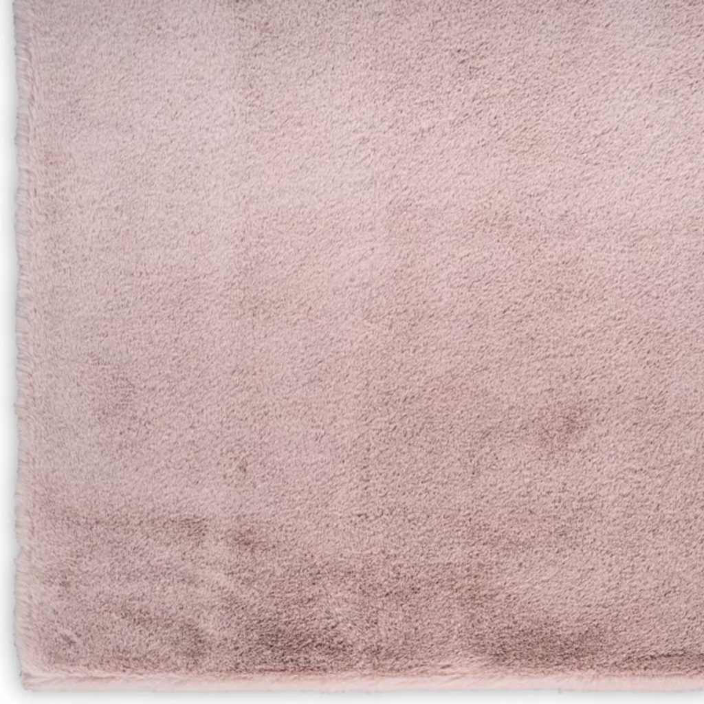 Vellyn Poeder Pink – hoogpolig velvet vloerkleed in zachte pasteltint