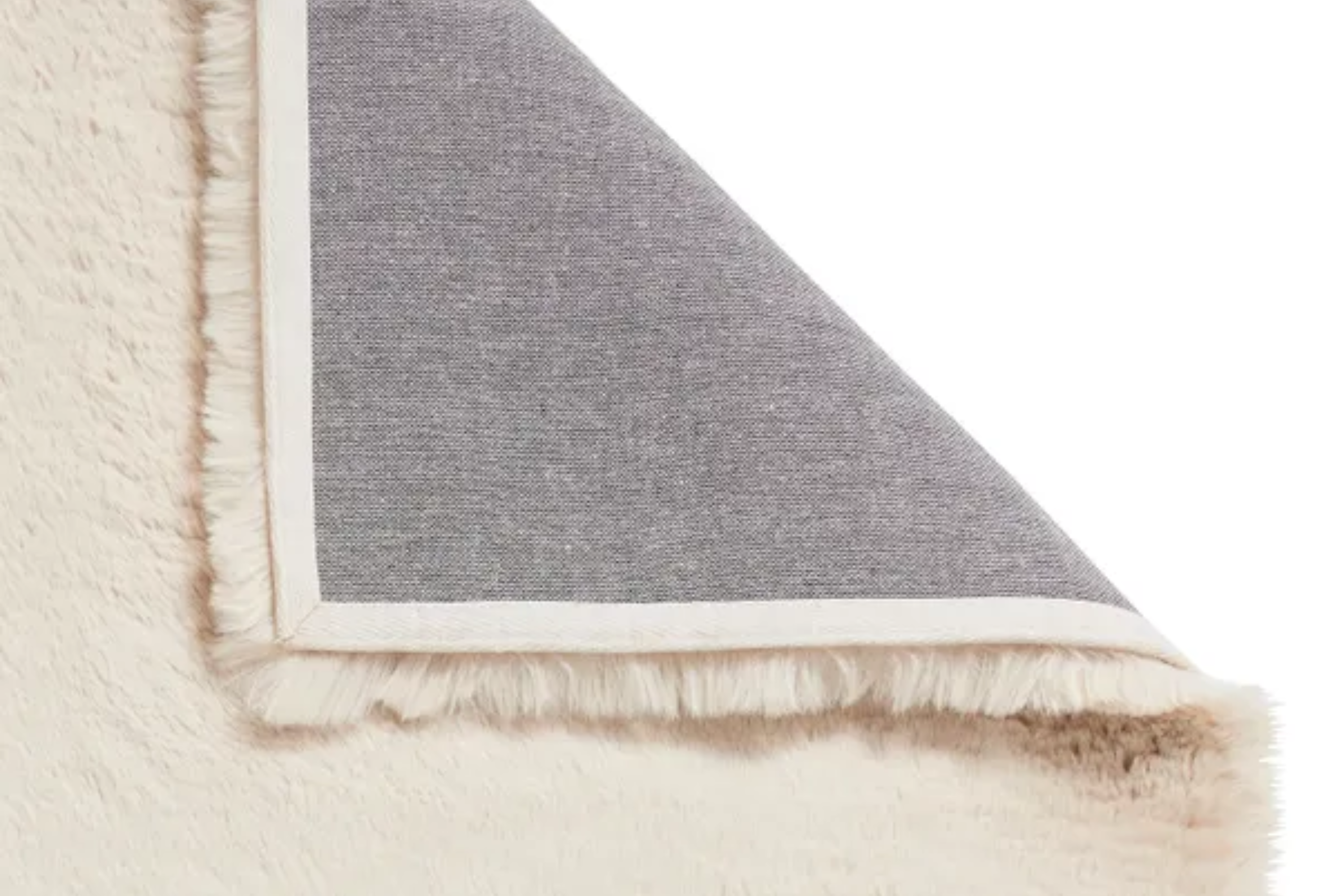LYN Serenity Alabaster – hoogpolig vloerkleed van superzachte luxe