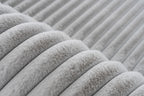 Close-up van zachte vezels van zilver Lushlyn vloerkleed met luxe uitstraling